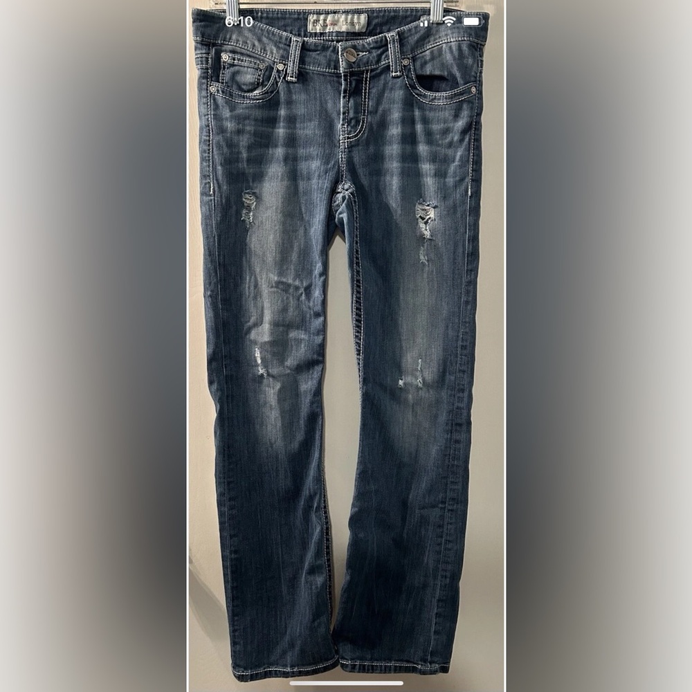 BKE denim Londyn Blue Distressed Women Jeans Boot Cut Jeans Size 30” R X 30”